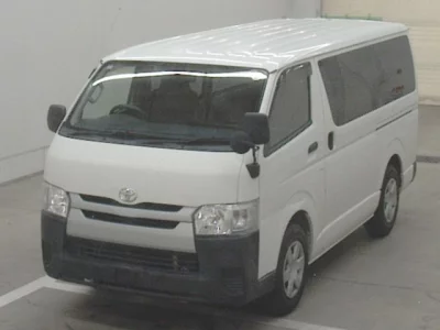 TOYOTA REGIUS VAN