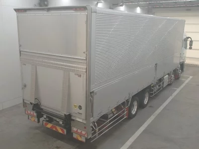 MITSUBISHI FUSO