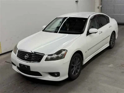 NISSAN FUGA