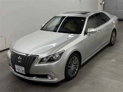 TOYOTA CROWN MAJESTA