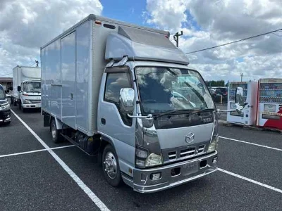 MAZDA TITAN