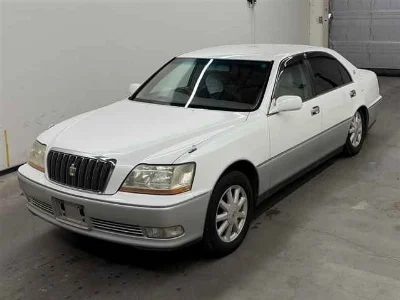 TOYOTA CROWN MAJESTA