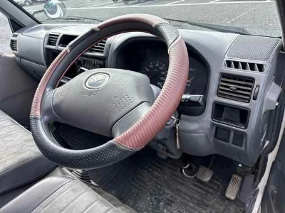 MAZDA BONGO VAN