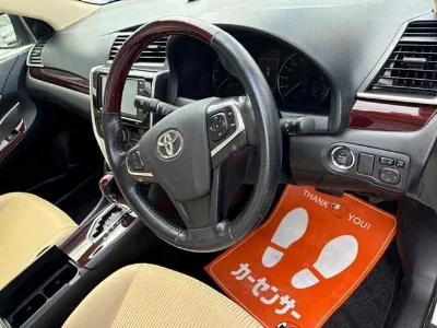 TOYOTA PREMIO