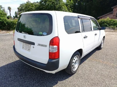 TOYOTA SUCCEED