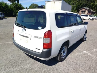 TOYOTA SUCCEED