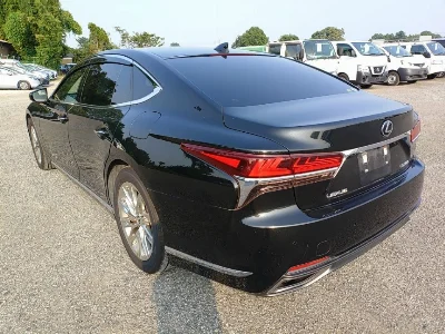 LEXUS LS