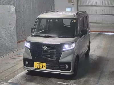Suzuki SPACIA BASE