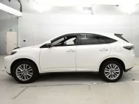 Цена авто Toyota Harrier с аукционов Японии, номер кузова ZSU60W, пробег 77 000, оценка 3