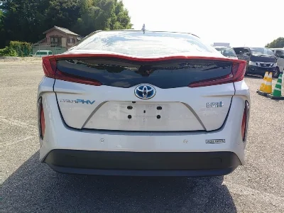 TOYOTA PRIUS PHV