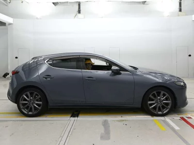 MAZDA MAZDA3 FASTBACK