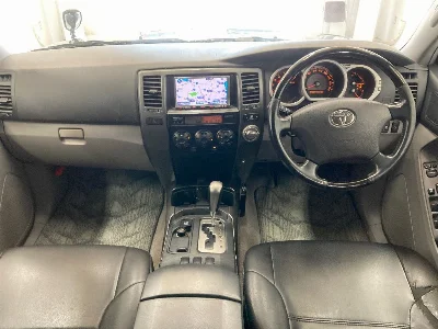 TOYOTA HILUX SURF