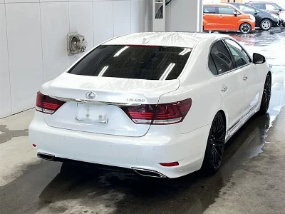 LEXUS LS