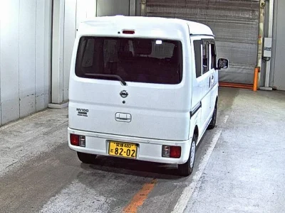NISSAN CLIPPER VAN