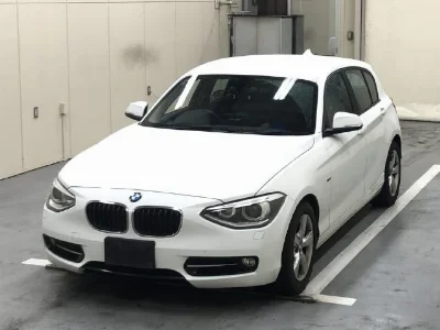 BMW 1 SERIES