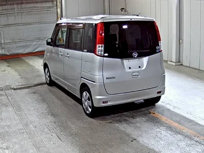 NISSAN ROOX