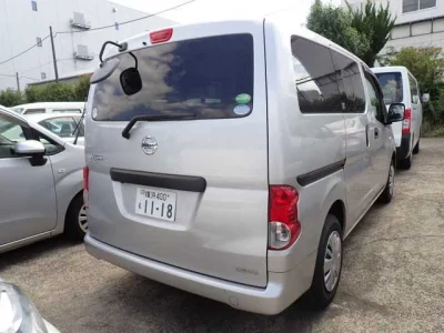 NISSAN NV200