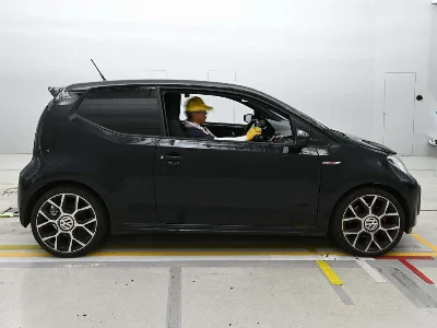 VOLKSWAGEN UP!