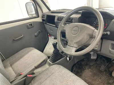 NISSAN CLIPPER TRUCK
