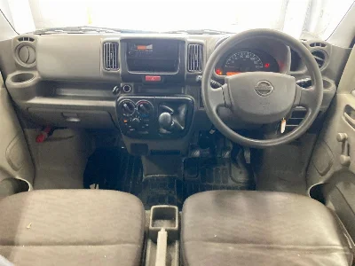 NISSAN CLIPPER VAN