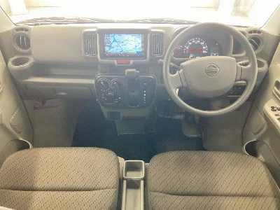 NISSAN CLIPPER VAN