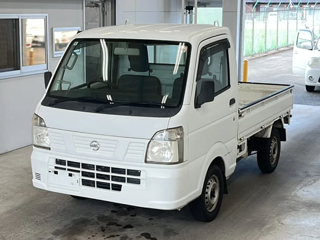 Nissan NT100 Clipper  с аукциона в Японии