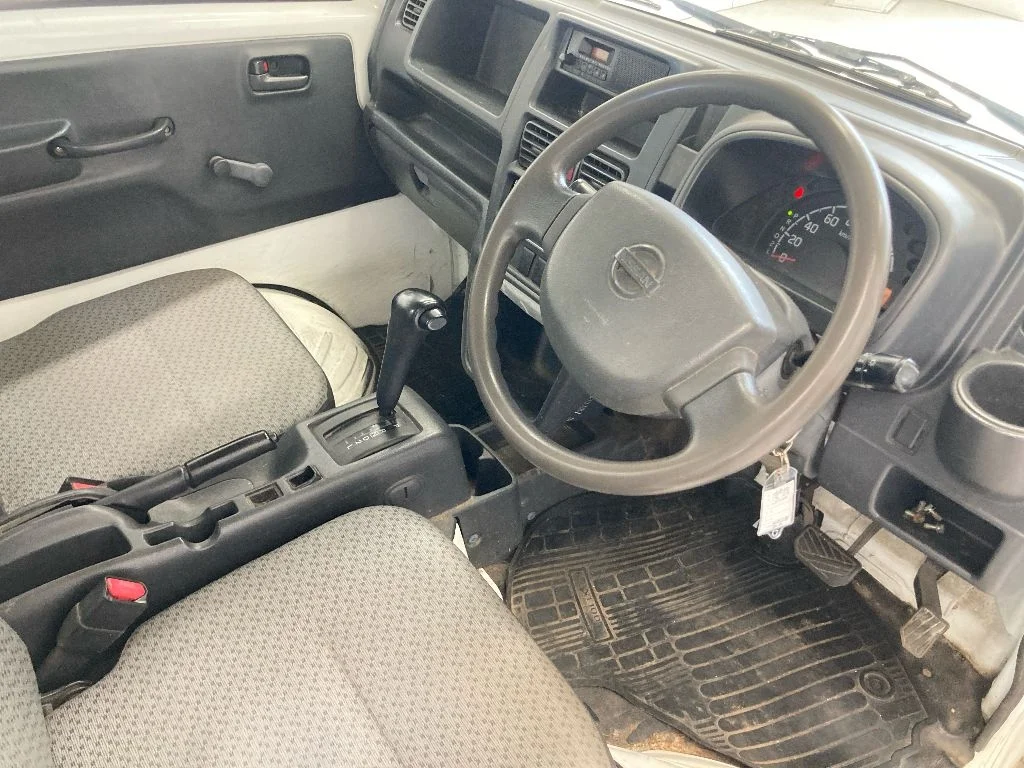 Nissan NT100 Clipper  с аукциона в Японии