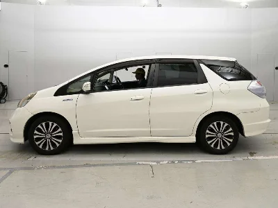 HONDA FIT SHUTTLE