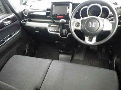 HONDA N BOX PLUS
