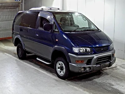 MITSUBISHI DELICA