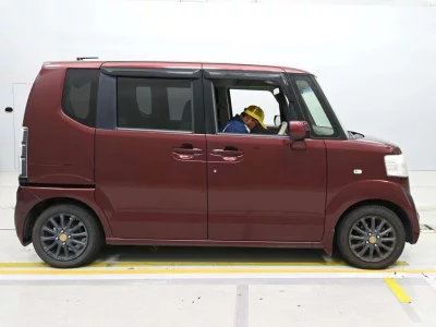 HONDA N BOX PLUS