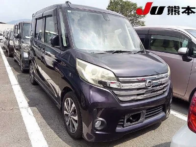 NISSAN DAYZ ROOX