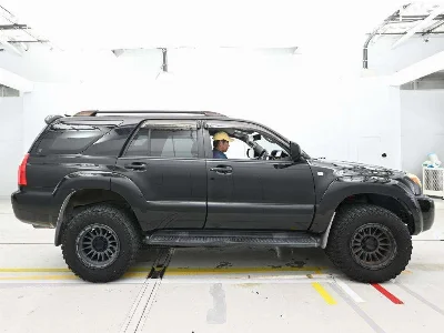 TOYOTA HILUX SURF