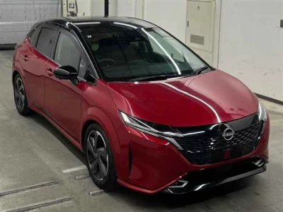 NISSAN AURA