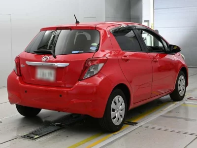 TOYOTA VITZ