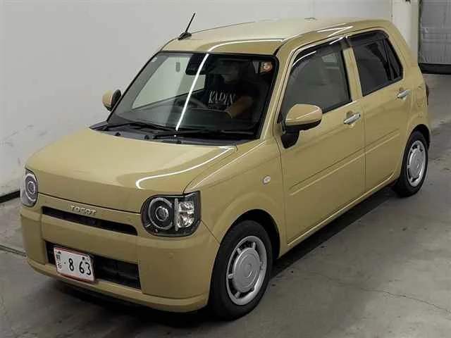 Daihatsu Mira Tocot  с аукциона в Японии