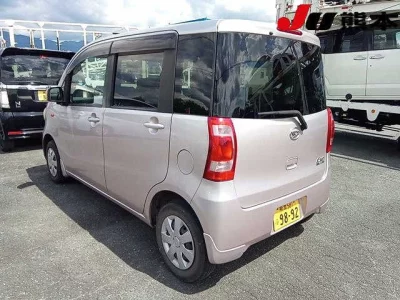 DAIHATSU TANTO EXE