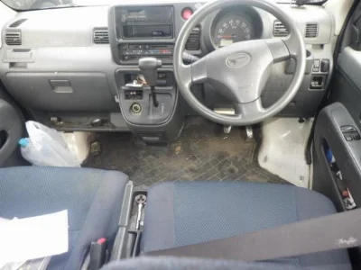 DAIHATSU HIJET VAN