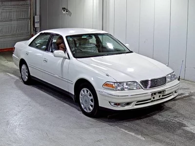 TOYOTA MARK II