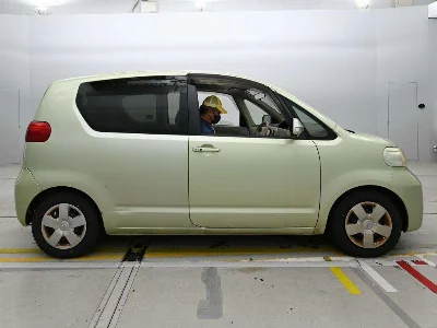 TOYOTA PORTE