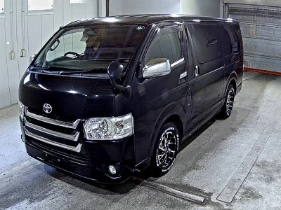 TOYOTA REGIUS VAN