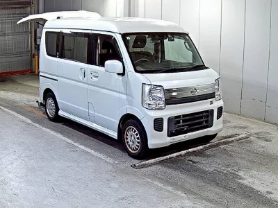NISSAN CLIPPER RIO