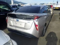 Цена авто Toyota Prius с аукционов Японии, номер кузова ZVW50, пробег 78 000, оценка 12