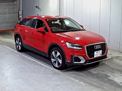 AUDI Q2