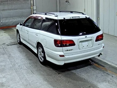 NISSAN AVENIR