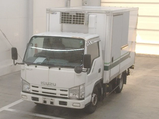 Isuzu Elf  с аукциона в Японии
