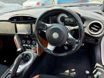 TOYOTA 86