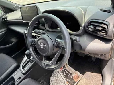 TOYOTA YARIS CROSS