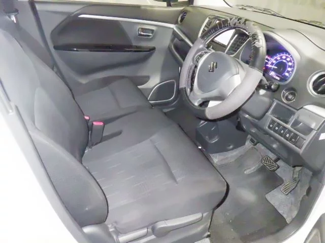 Suzuki WAGON R STINGRAY  с аукциона в Японии