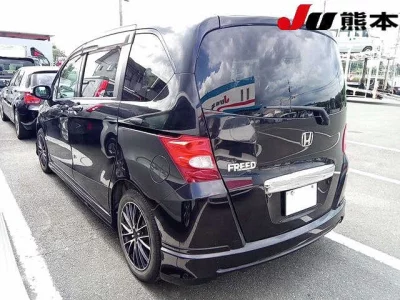 HONDA FREED
